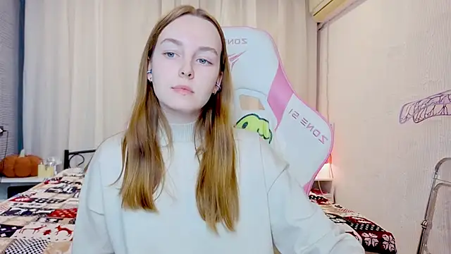 Wild  flowers online show from November 28, 2025, 7:25 pm