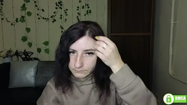 Muse kitty jenia online show from November 6, 2025, 6:23 pm