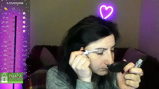 Muse kitty jenia online show from December 4, 2025, 6:29 pm