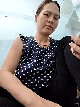 Baby-ladyass20 online show from November 7, 2025, 2:27 am