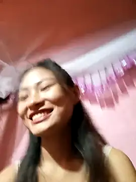 trieungoclnt online show from November 10, 2025, 6:18 am