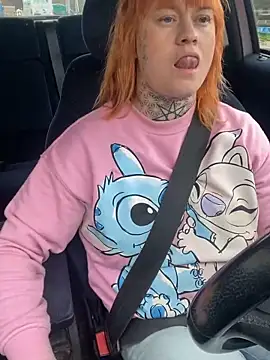 poussichienne online show from March 13, 2026, 11:15 am