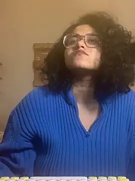 Curvydesifromgermany online show from January 28, 2025, 6:17 pm