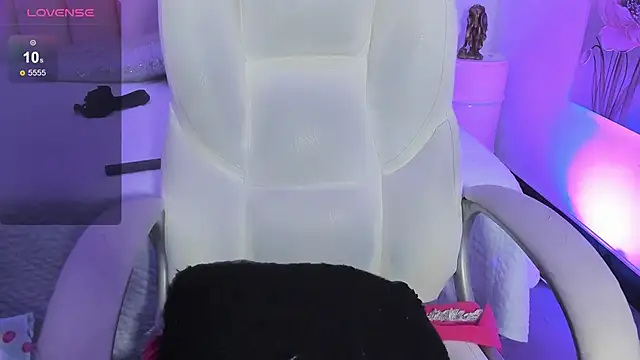 Haanna   online show from February 19, 2025, 2:12 am