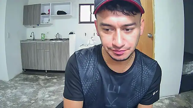 Kevin Torres online show from October 21, 2025, 9:25 pm