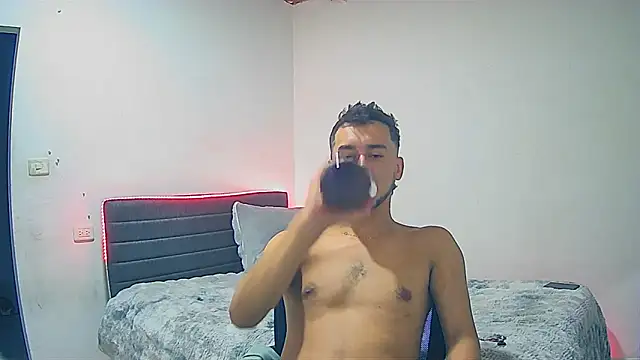 Kevin Torres online show from May 6, 2026, 7:23 am
