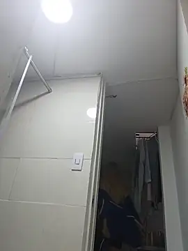 Snapshot of Damon_Bakert chatting on November 15, 2025, 1:48 pm Damon Bakert online show from November 15, 2025, 1:48 pm