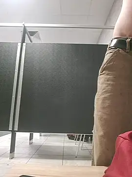 Snapshot of bigdickdaddy2184 chatting on February 26, 2026, 12:49 pm bigdickdaddy2184 online show from February 26, 2026, 12:49 pm