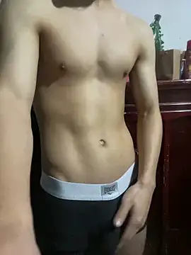 Snapshot of Mrtzz_ chatting on December 22, 2024, 10:58 pm Mrtzz  online show from December 22, 2024, 10:58 pm