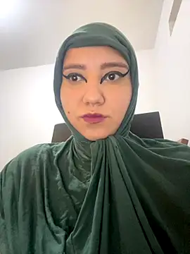 hannahayat online show from November 22, 2025, 2:27 pm