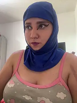 Snapshot of hannahayat chatting on June 10, 2026, 8:21 pm hannahayat online show from June 10, 2026, 8:21 pm