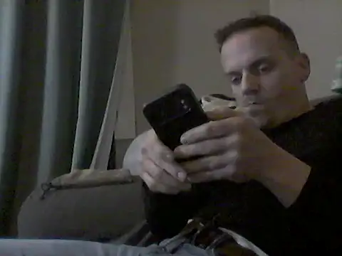 Rollinhard6969 online show from February 15, 2025, 4:58 am