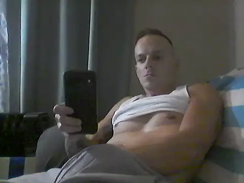 Rollinhard6969 online show from October 11, 2025, 2:29 pm