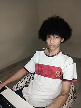 cardrey05 online show from December 22, 2025, 6:46 am