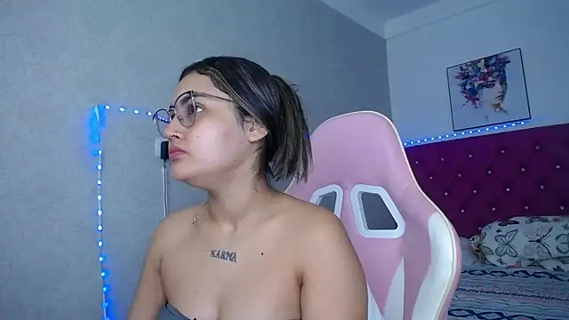 antonella sweetlittle online show from May 8, 2026, 11:47 am
