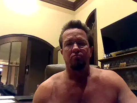 sluttydylan online show from January 11, 2025, 9:47 am