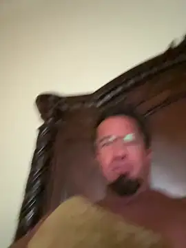 Snapshot of sluttydylan chatting on February 21, 2026, 9:33 am sluttydylan online show from February 21, 2026, 9:33 am