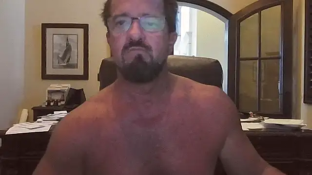 sluttydylan online show from September 25, 2025, 9:32 pm