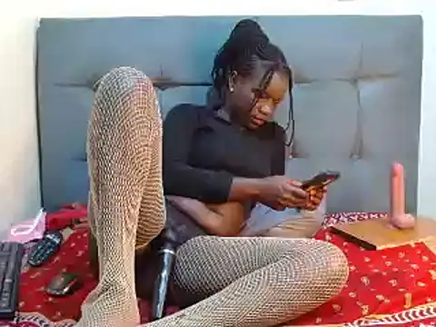 Layla Amish1 online show from February 10, 2025, 9:36 pm