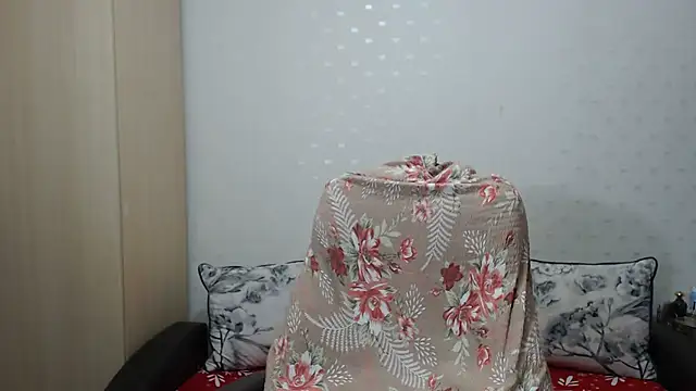 PrinceEagle online show from October 19, 2025, 7:38 pm