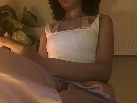 loveofbea online show from December 6, 2024, 12:22 pm