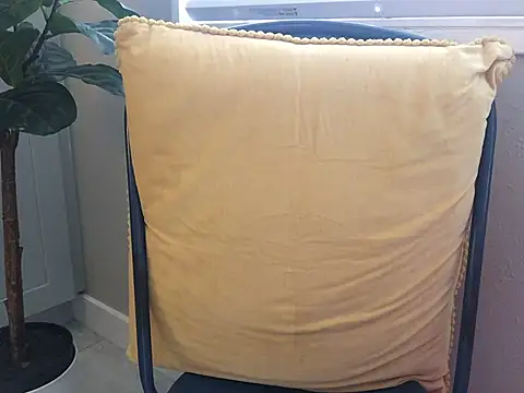 loveofbea online show from December 18, 2024, 5:21 pm