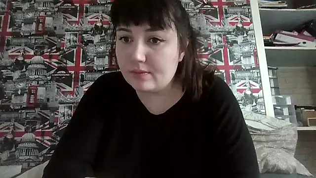 Snapshot of Lynylou chatting on October 24, 2025, 11:09 am Lynylou online show from October 24, 2025, 11:09 am