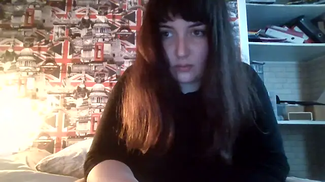 Snapshot of Lynylou chatting on October 22, 2025, 12:26 pm Lynylou online show from October 22, 2025, 12:26 pm