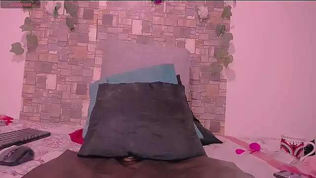 CrazyRousex online show from February 5, 2025, 2:37 pm