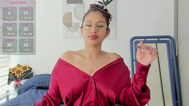 SeleneClark online show from March 9, 2026, 6:22 pm