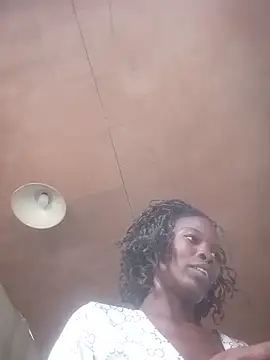 Snapshot of self-sufficientplay chatting on November 14, 2025, 5:05 pm self-sufficientplay online show from November 14, 2025, 5:05 pm