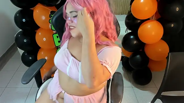 samy 19  online show from October 28, 2025, 11:09 am