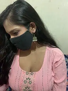 hottiess69 online show from October 17, 2025, 12:51 pm