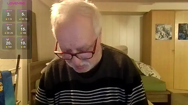 Sammy1660 online show from March 16, 2026, 11:40 pm