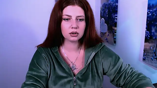 Lizzy Love online show from October 8, 2025, 11:12 am