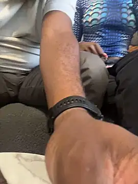 Baller inch online show from November 17, 2025, 2:43 pm