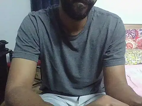 Snapshot of IndianEurope chatting on October 7, 2025, 6:42 pm IndianEurope online show from October 7, 2025, 6:42 pm