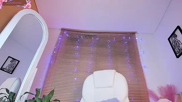 Snapshot of eyleen_lee_ chatting on February 20, 2025, 4:50 am eyleen lee online show from February 20, 2025, 4:50 am