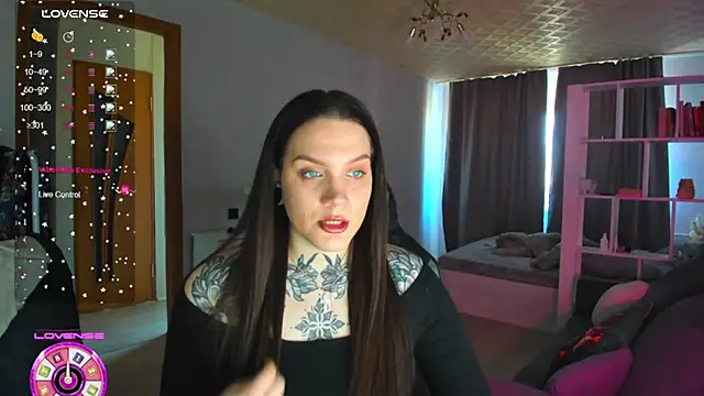 Snapshot of AizaRose chatting on April 28, 2026, 7:24 am AizaRose online show from April 28, 2026, 7:24 am