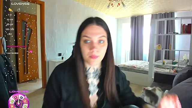 Snapshot of AizaRose chatting on April 20, 2026, 7:11 am AizaRose online show from April 20, 2026, 7:11 am