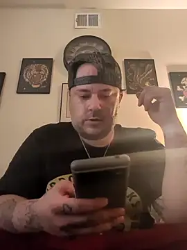 Snapshot of Tyrish361 chatting on April 2, 2026, 11:22 pm Tyrish361 online show from April 2, 2026, 11:22 pm