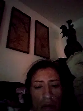 gurlnips online show from February 3, 2026, 6:46 pm