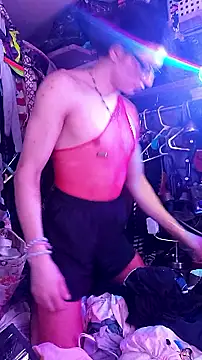 gurlnips online show from February 18, 2026, 4:10 am