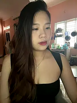 Snapshot of Bae1103 chatting on November 6, 2025, 8:51 am Bae1103 online show from November 6, 2025, 8:51 am