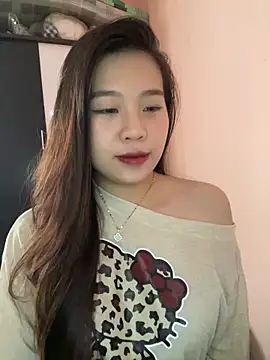 Snapshot of Bae1103 chatting on November 20, 2025, 3:40 am Bae1103 online show from November 20, 2025, 3:40 am