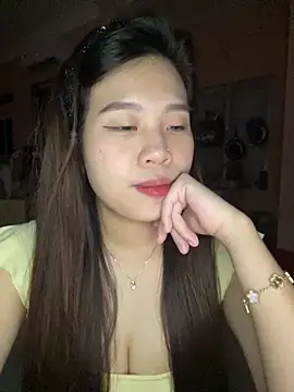 Snapshot of Bae1103 chatting on October 30, 2025, 7:11 pm Bae1103 online show from October 30, 2025, 7:11 pm