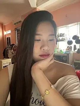 Snapshot of Bae1103 chatting on November 11, 2025, 5:46 am Bae1103 online show from November 11, 2025, 5:46 am