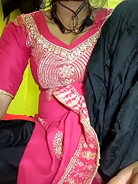 Snapshot of Cute_Suhani chatting on February 1, 2025, 4:43 pm Cute Suhani online show from February 1, 2025, 4:43 pm