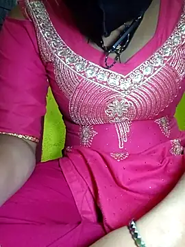 Snapshot of Cute_Suhani chatting on February 26, 2025, 5:53 pm Cute Suhani online show from February 26, 2025, 5:53 pm