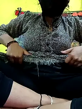 Snapshot of Cute_Suhani chatting on January 20, 2025, 4:45 pm Cute Suhani online show from January 20, 2025, 4:45 pm